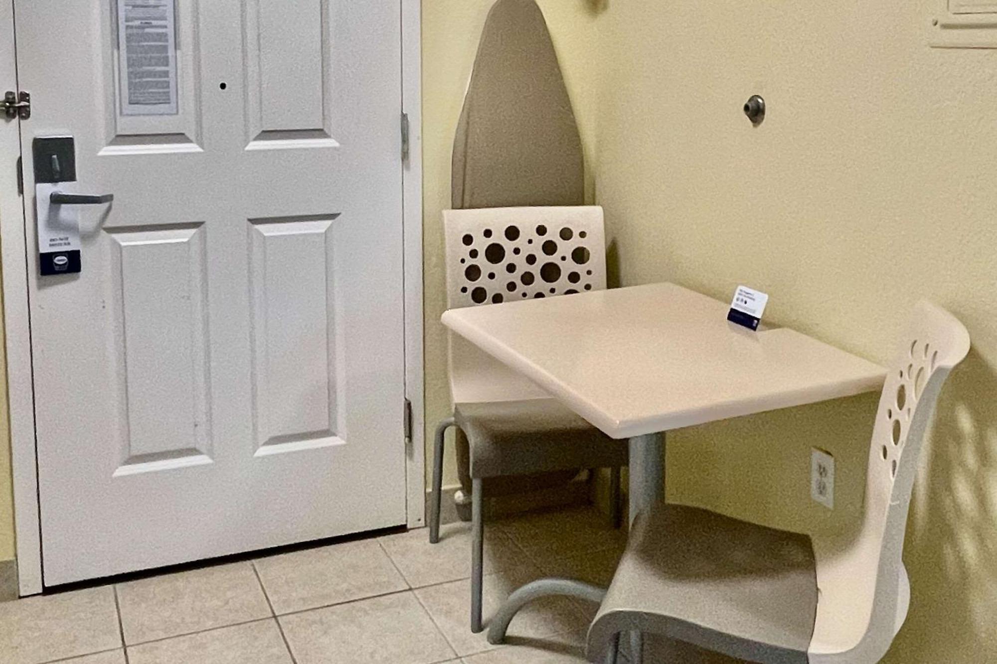 Suburban Studios Fort Myers Cape Coral Εξωτερικό φωτογραφία